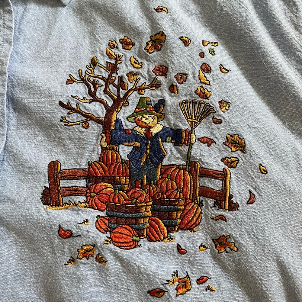 Vintage Autumn Leaves Scarecrow Embroidered Denim Button Down Size Medium - Picture 5 of 9